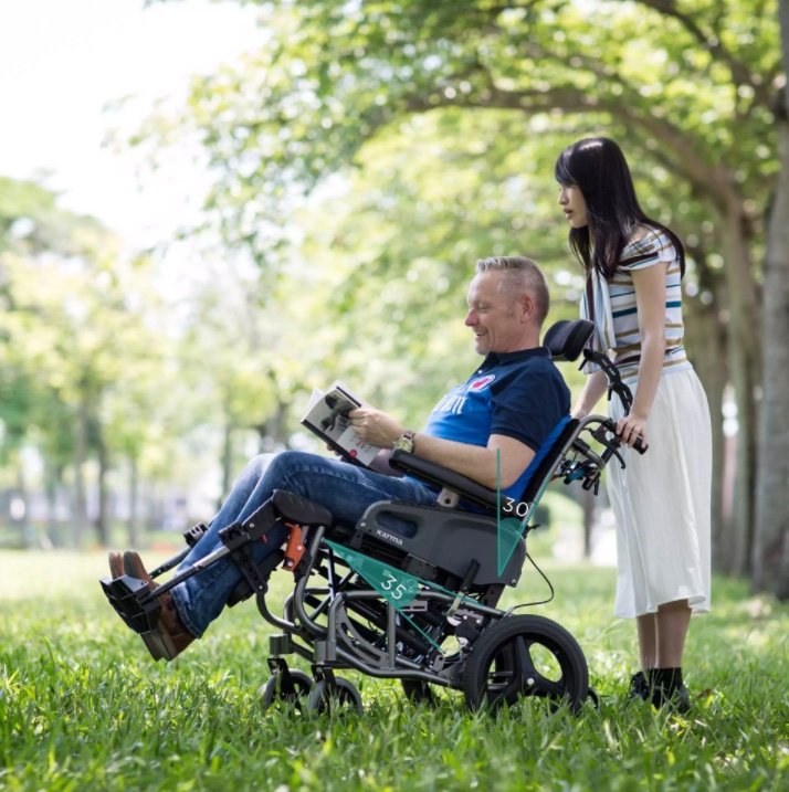 【輪椅推薦】中風輪椅怎麼選? 高背型輪椅的介紹、購買、與照顧