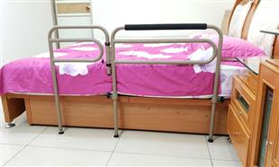 耀宏旋轉式床邊架/簡易護欄/起身扶手YH300-1